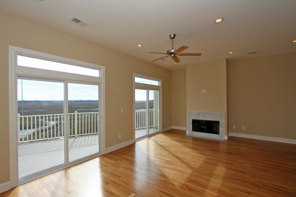 2119 Tides End Road Charleston, SC 29412 - Photo 4 of 30 Great/Family Room with view