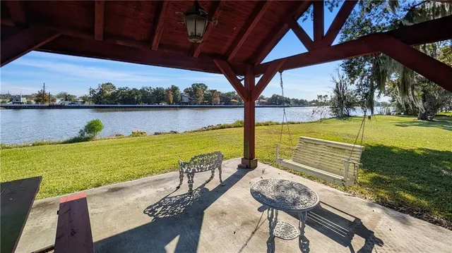 $299,999 | 9578 Barataria Boulevard, Marrero, LA 70072