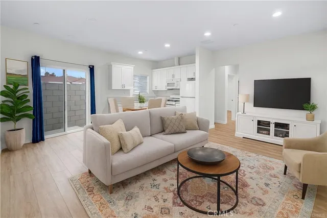 $1,350,000 | 1109 North Mulberry Street, Compton, CA 90222