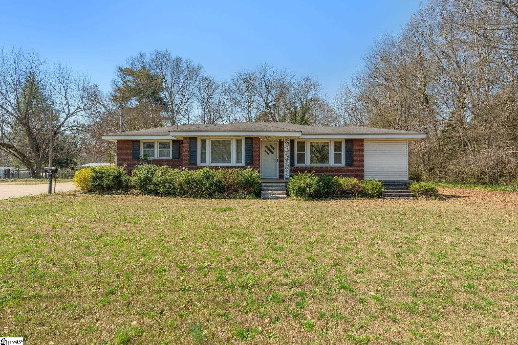 2205 Highway 357 Lyman, SC 29365 - Photo 2 of 19 Gallery Image 2