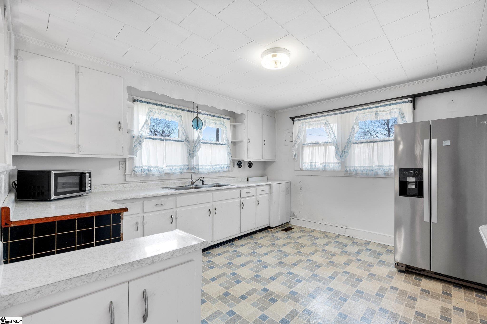2205 Highway 357 Lyman, SC 29365 - Photo 7 of 19 Gallery Image 7