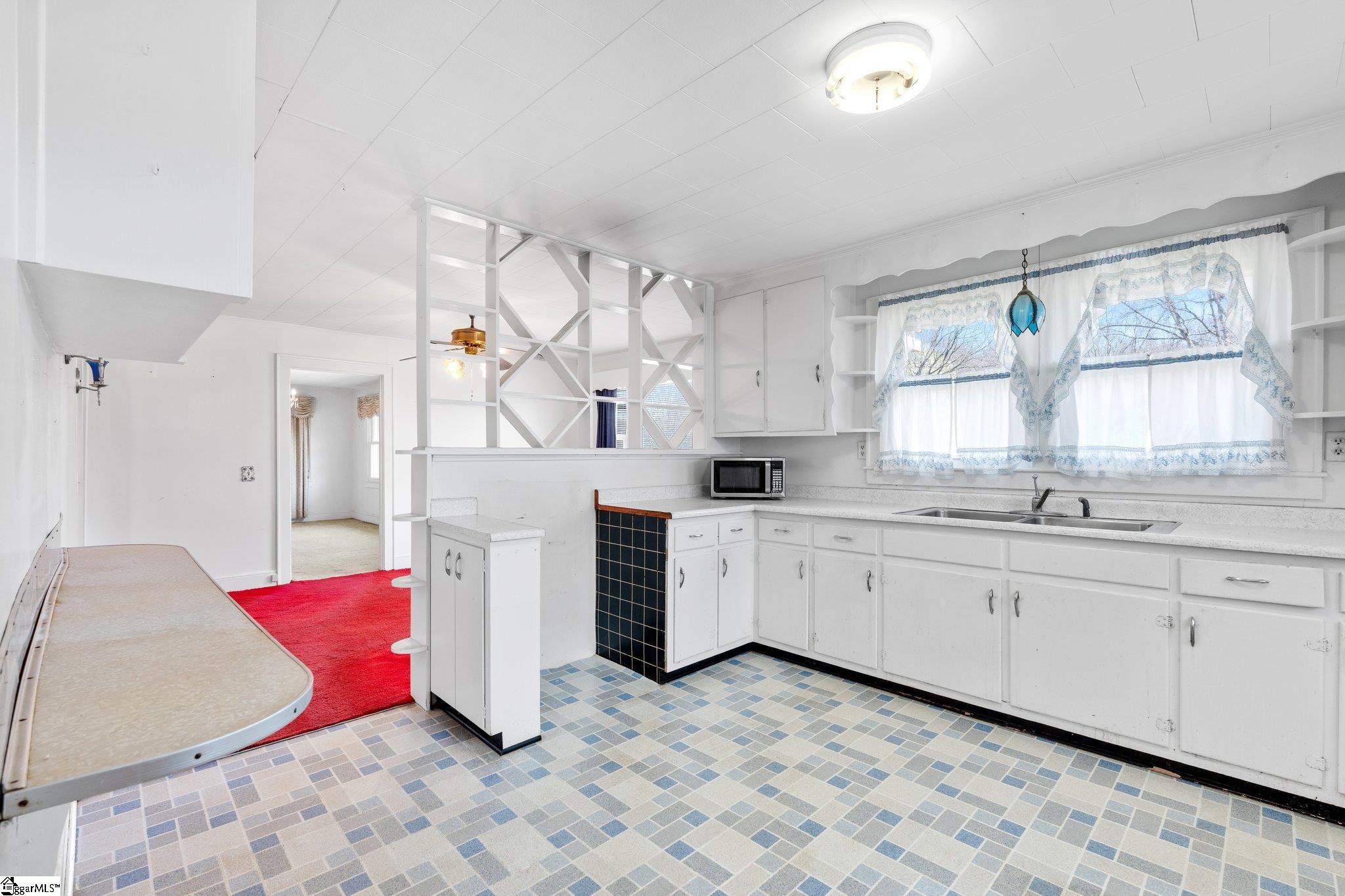 2205 Highway 357 Lyman, SC 29365 - Photo 9 of 19 Gallery Image 9