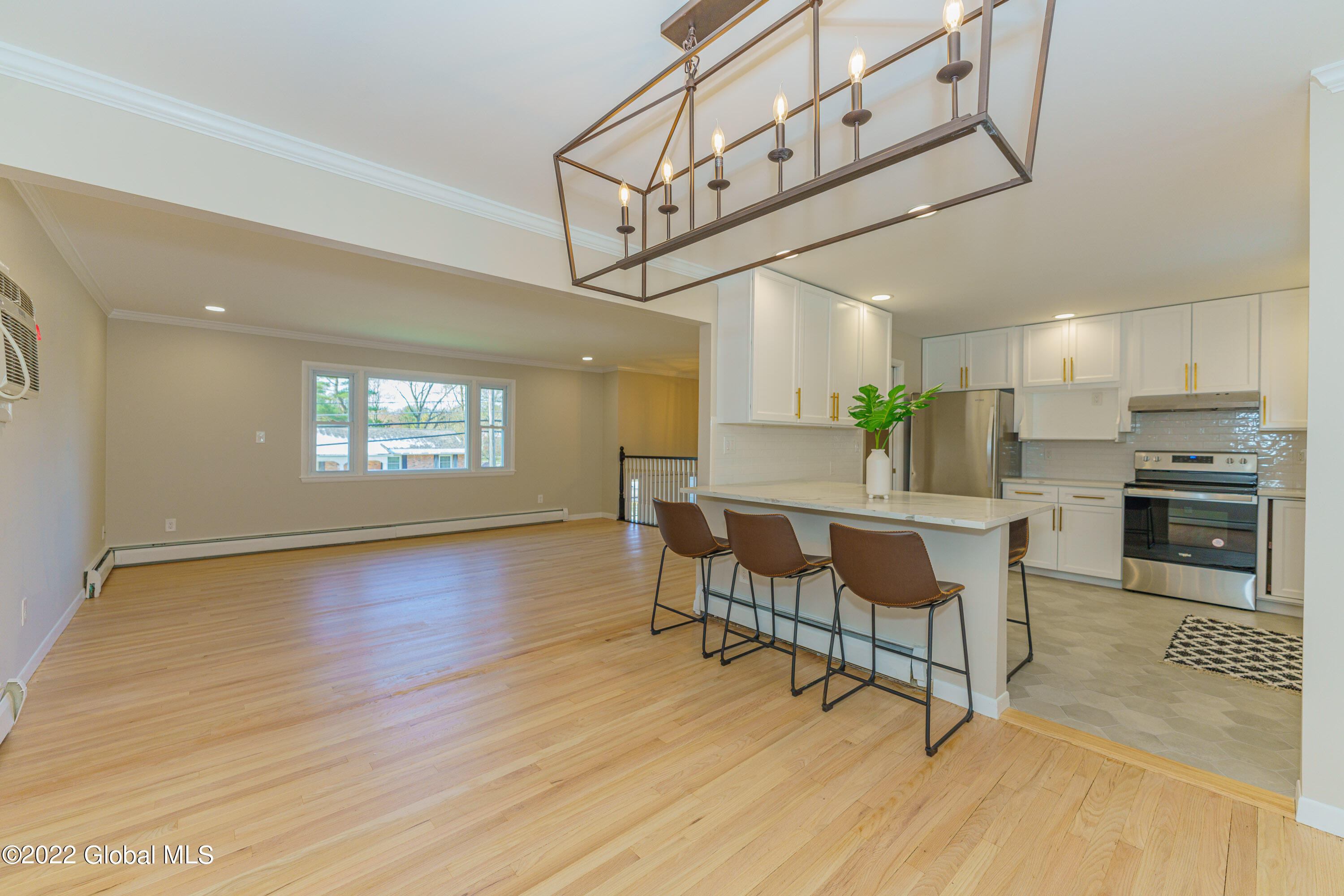 3097 East Old State Road Schenectady, NY 12303 - Photo 12 of 44 3 Diningroom 3