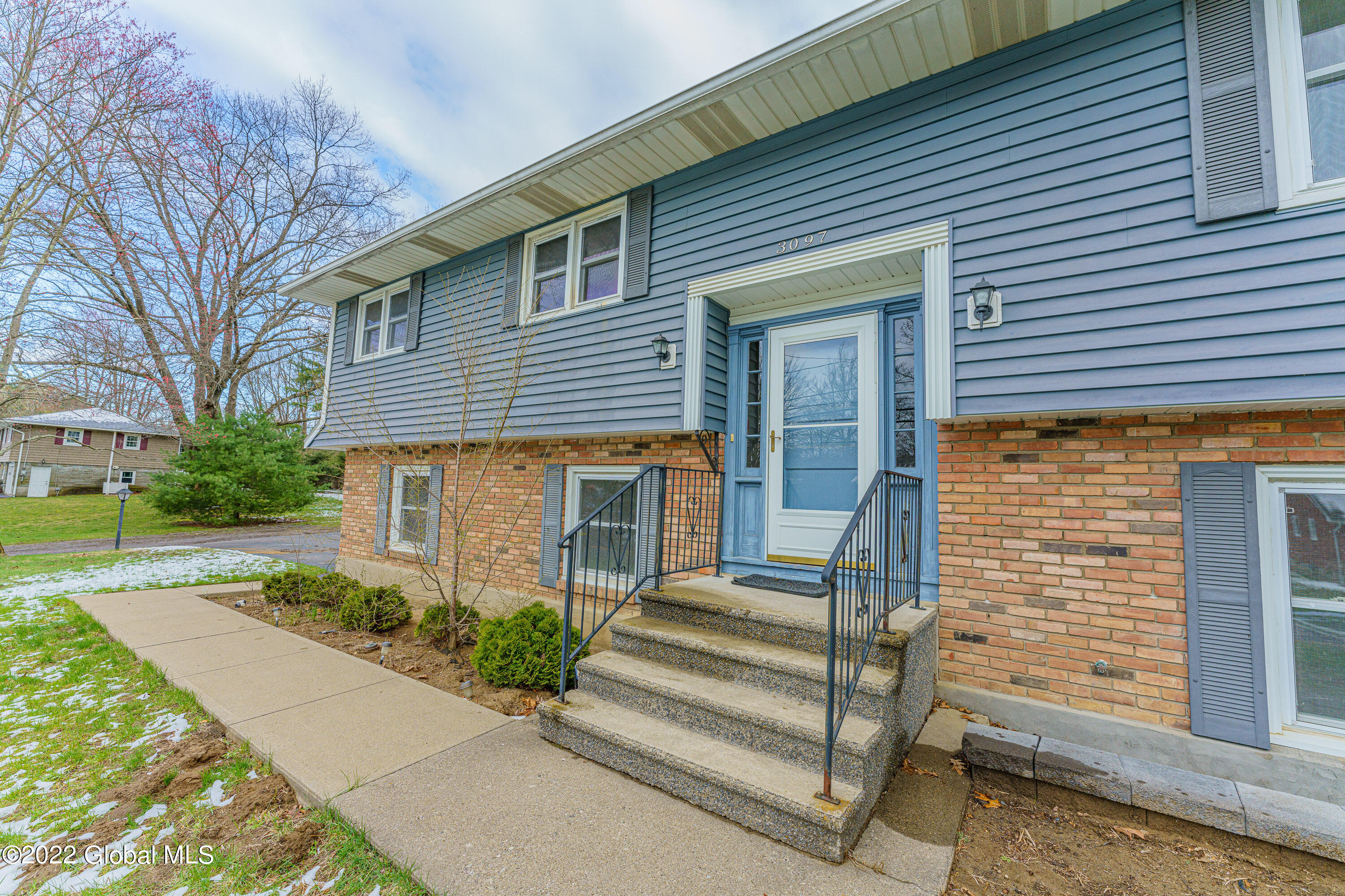 3097 East Old State Road Schenectady, NY 12303 - Photo 4 of 44 0 Front 4