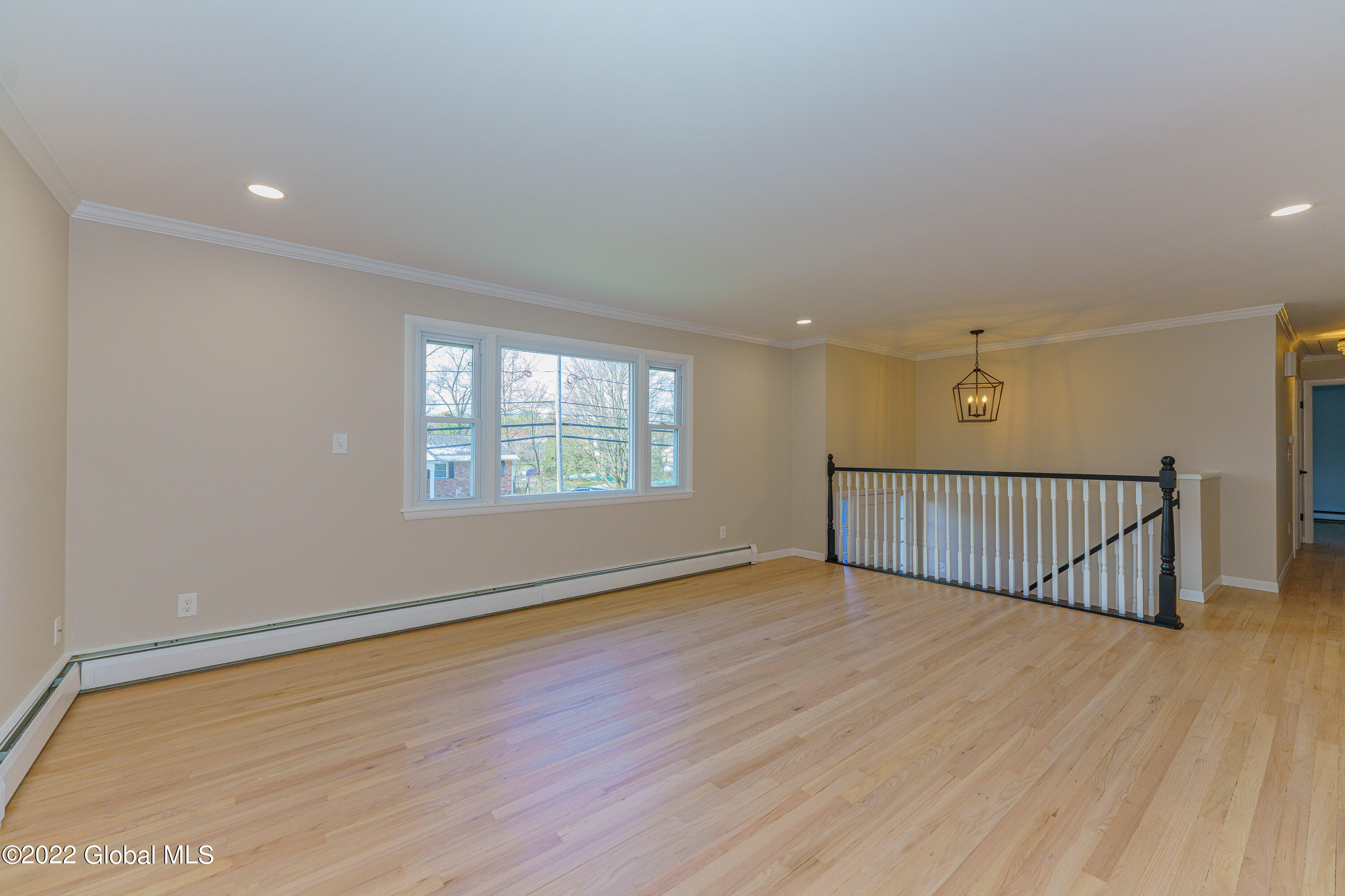 3097 East Old State Road Schenectady, NY 12303 - Photo 6 of 44 2 Livingroom 1