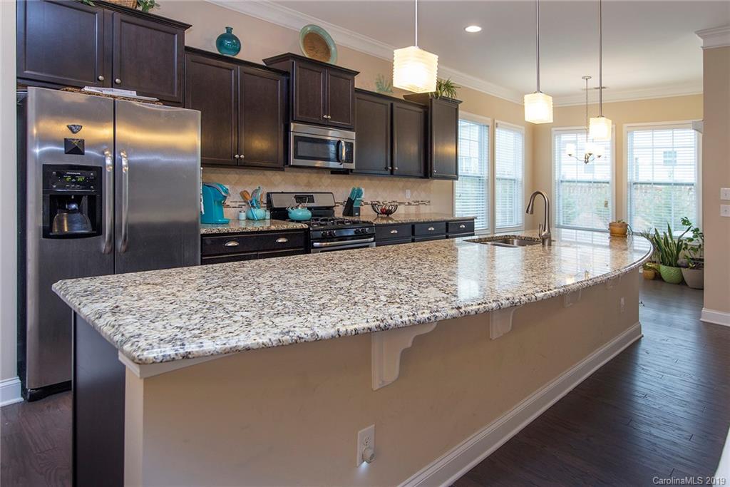9906 Perth Moor Road Charlotte, NC 28278 - Photo 3 of 17 Gallery Image 3