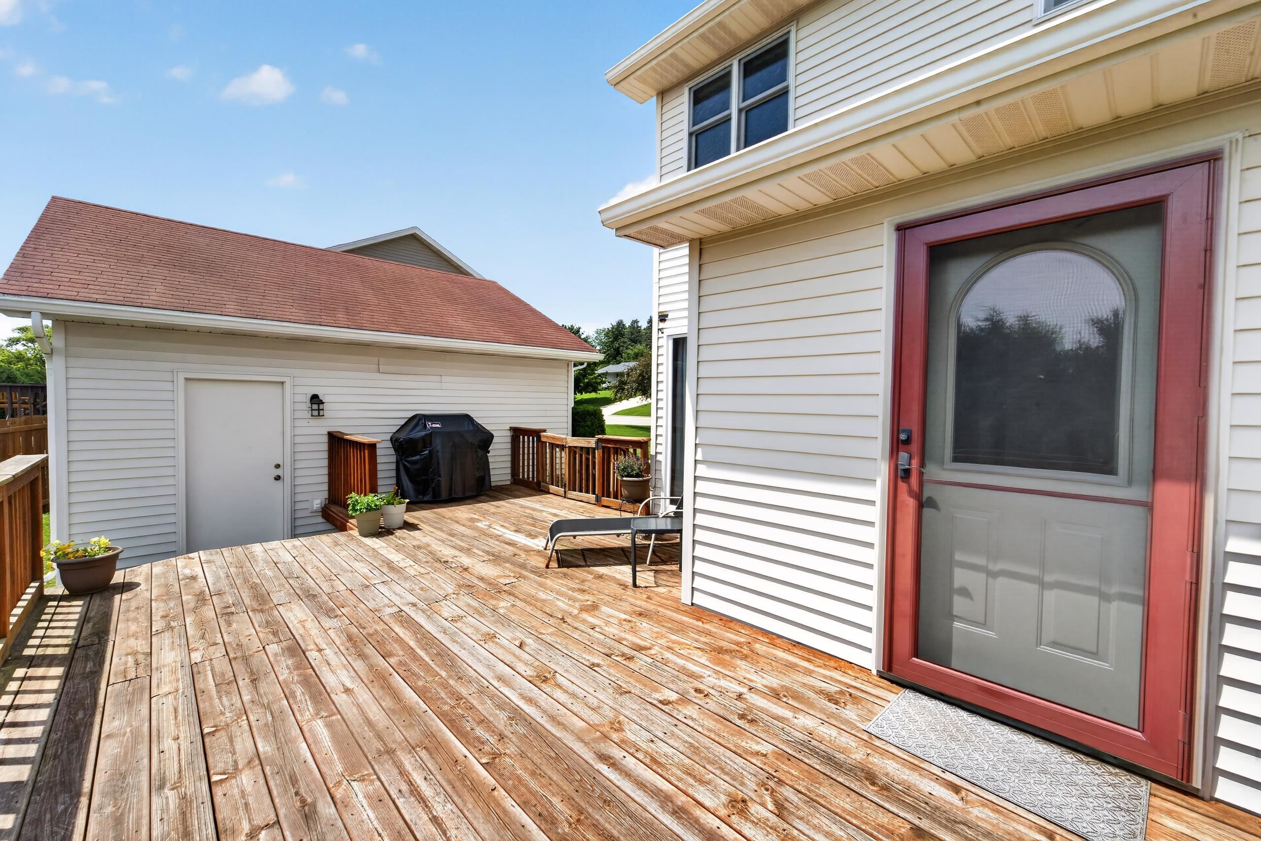 619 Windlach Street New Glarus, WI 53574 - Photo 28 of 37
