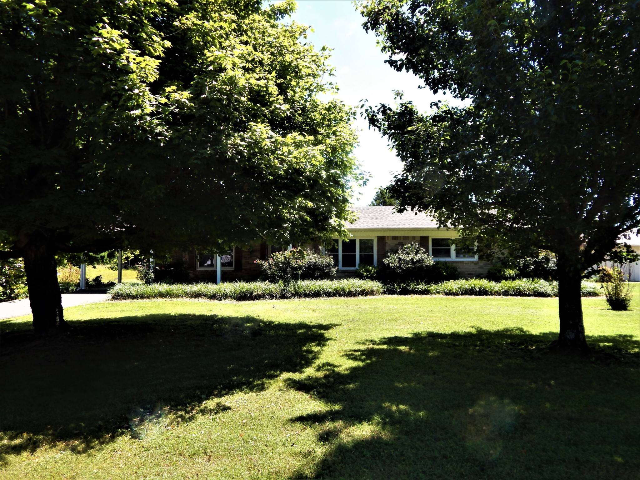 831 Green River Road Waynesboro, TN 38485 - Photo 3 of 49 Gallery Image 3