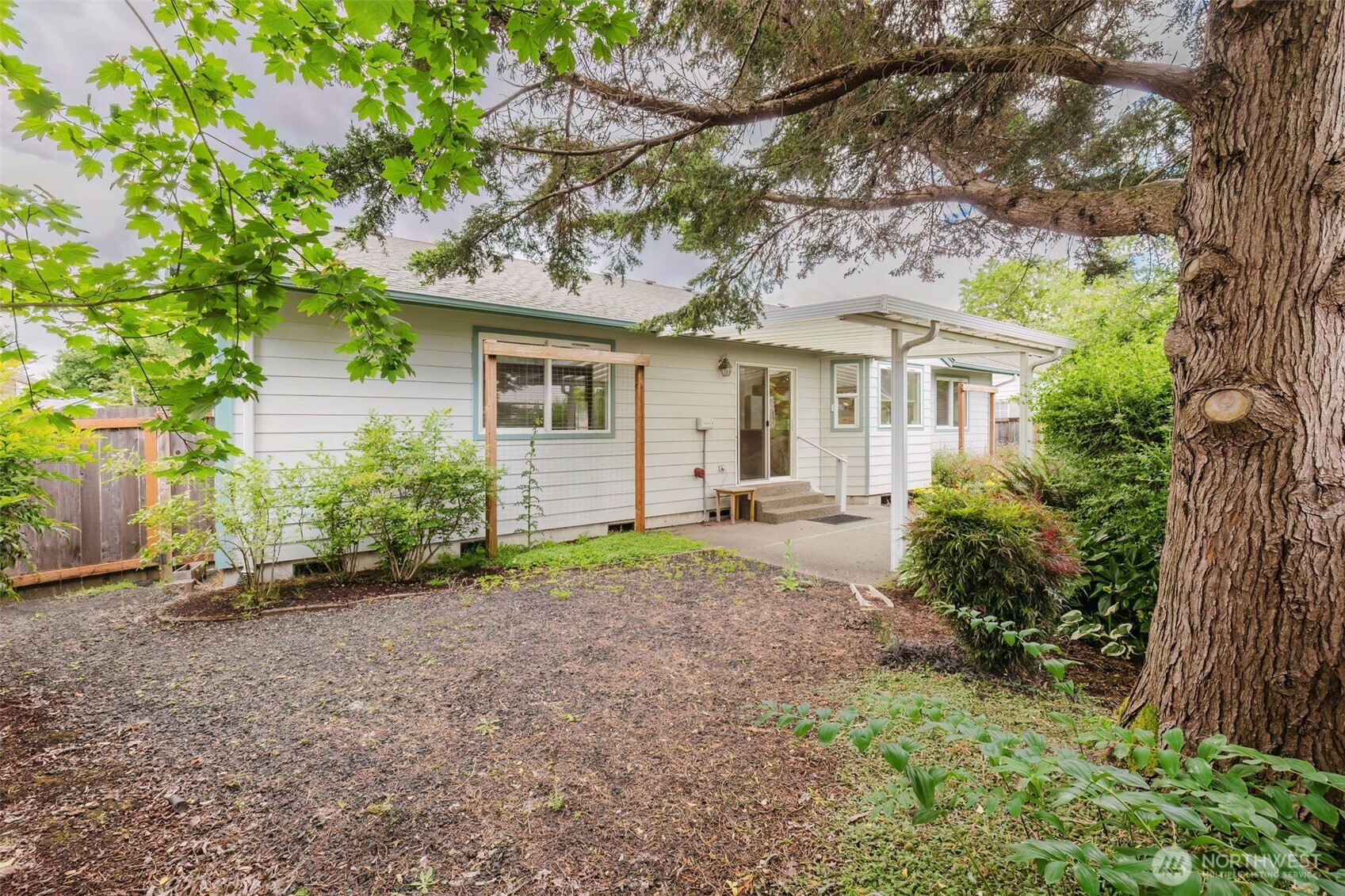 6003 60th Loop Southeast Lacey, WA 98513 - Photo 4 of 38