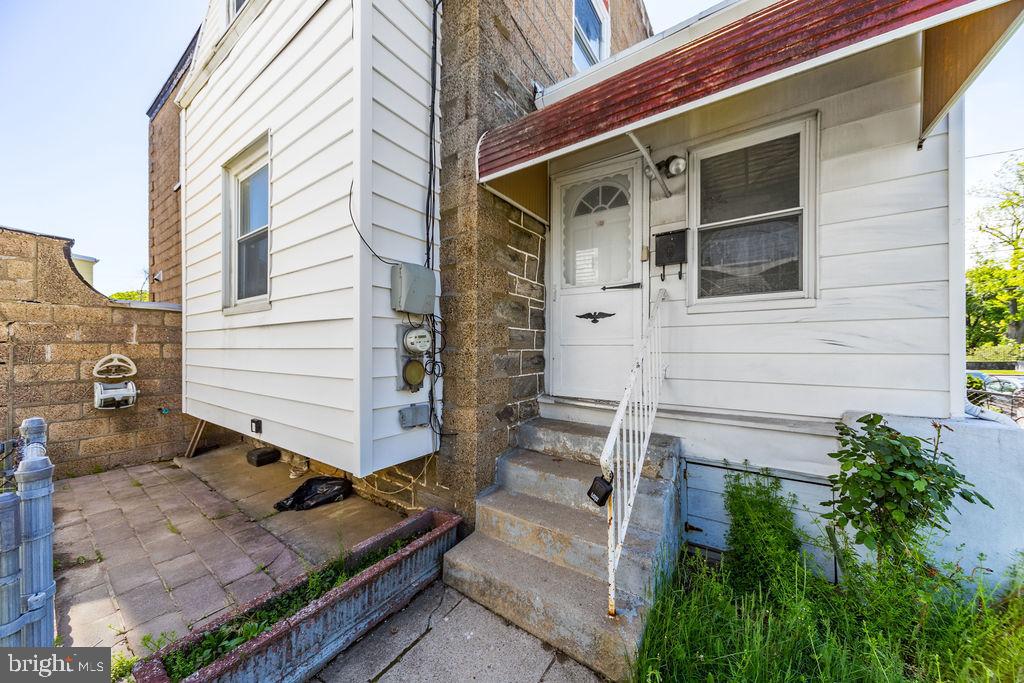 177 Wellington Road Upper Darby, PA 19082 - Photo 3 of 26