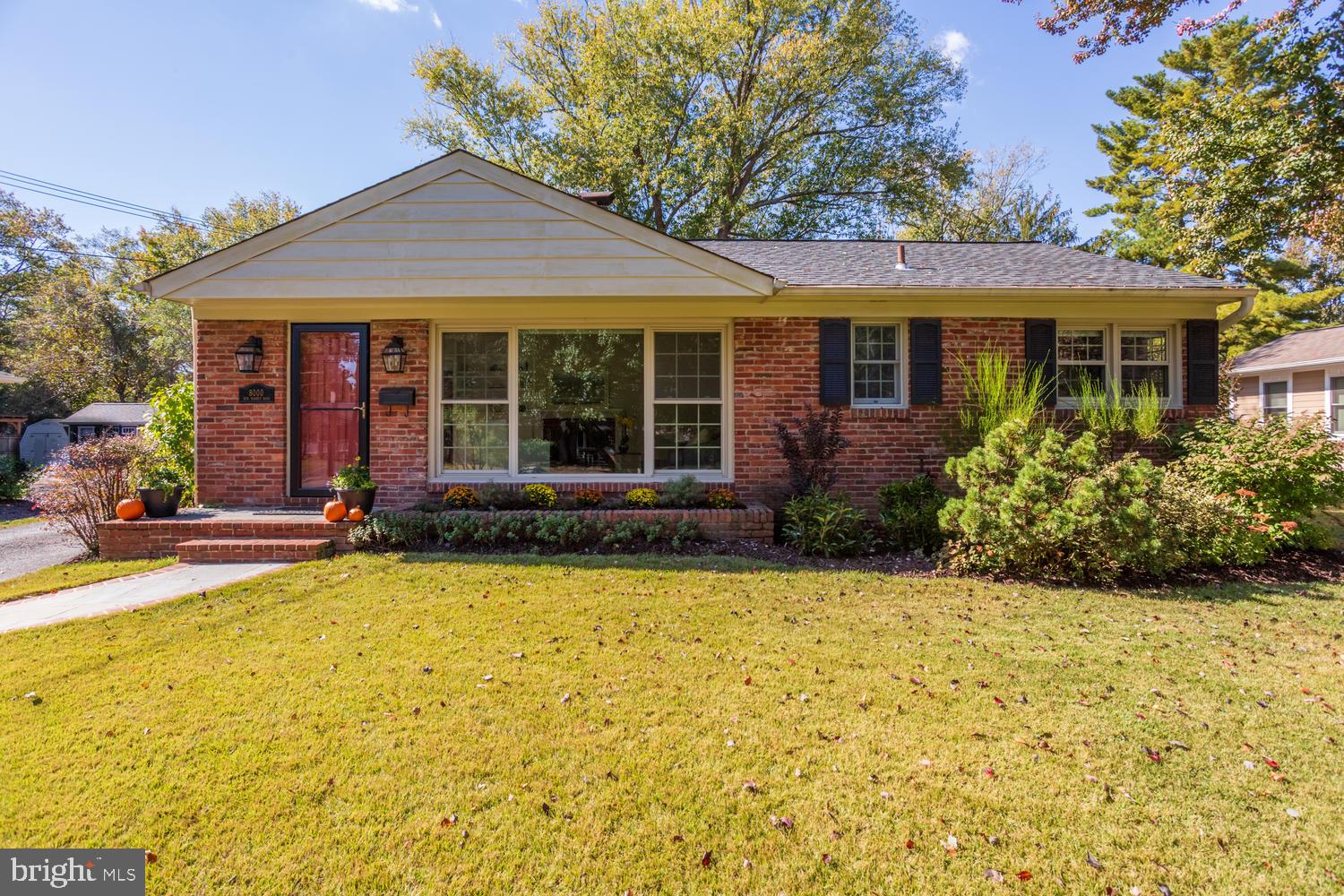 8000 New Market Road Alexandria, VA 22308 - Photo 2 of 26 Gallery Image 2