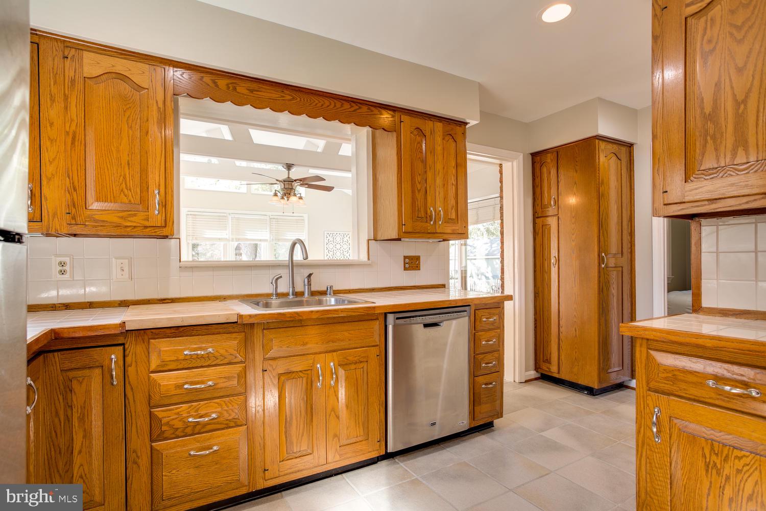 8000 New Market Road Alexandria, VA 22308 - Photo 12 of 26 Gallery Image 12