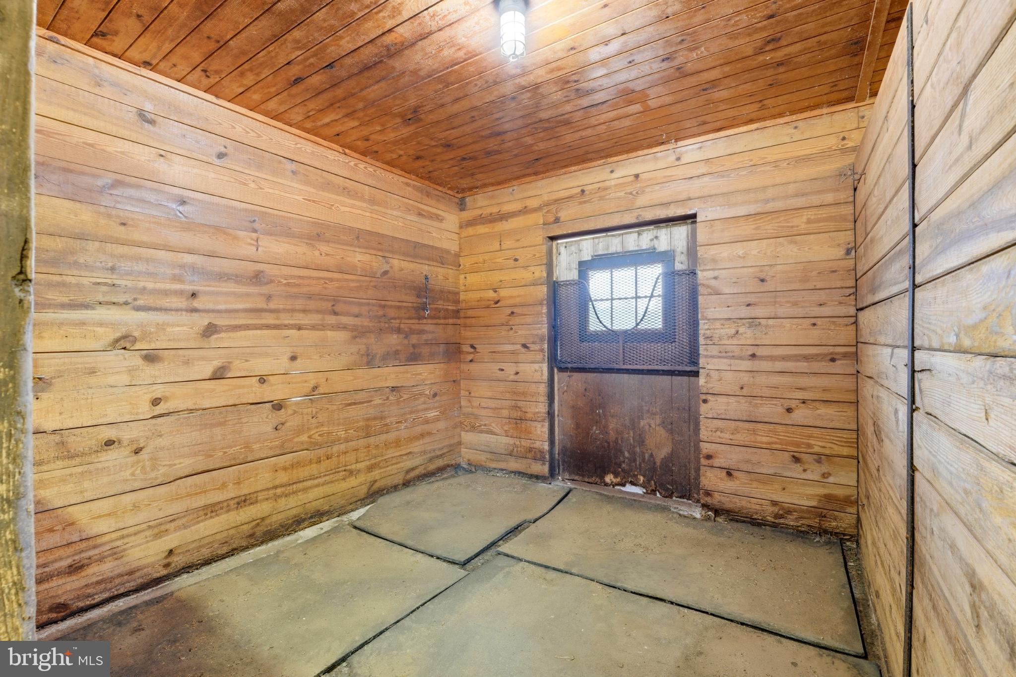 8021 Olympic Way Culpeper, VA 22701 - Photo 37 of 78 a view of door