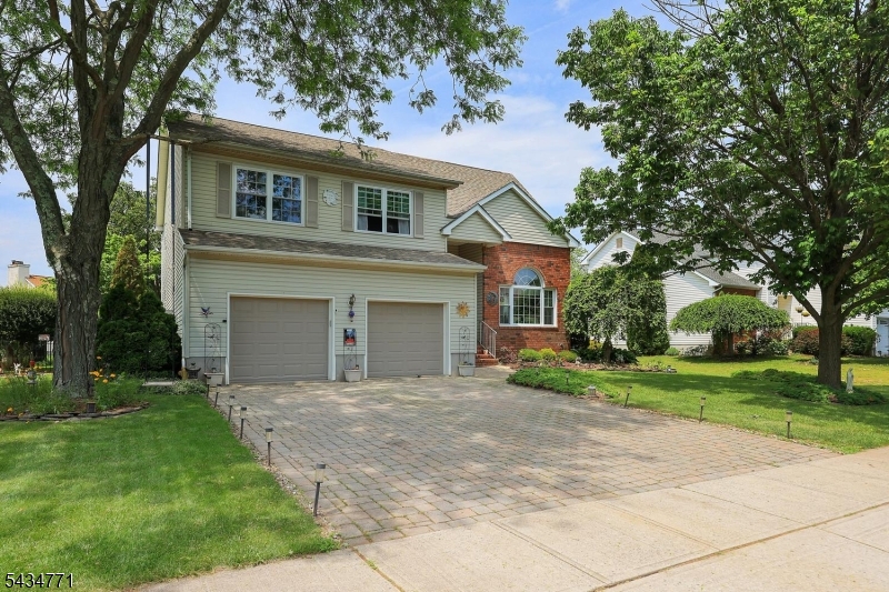 9 Lane Road Hillsborough, NJ 08844 - Photo 4 of 50