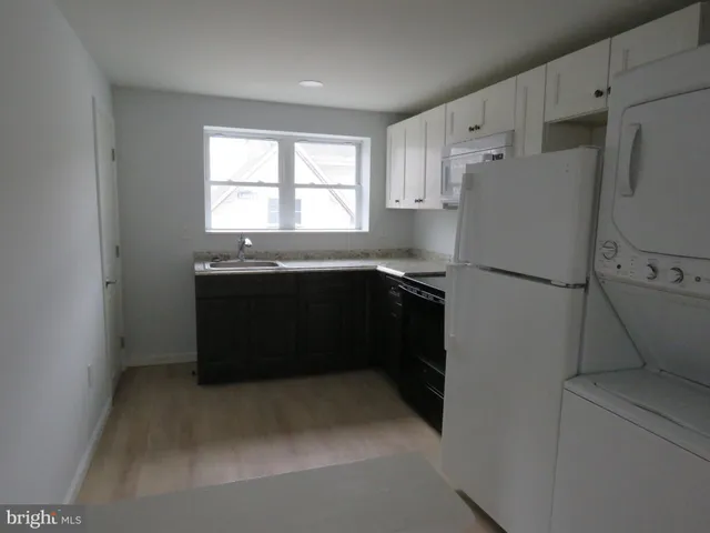 $2,200 | 1060 Elwood Avenue, Bensalem, PA 19020