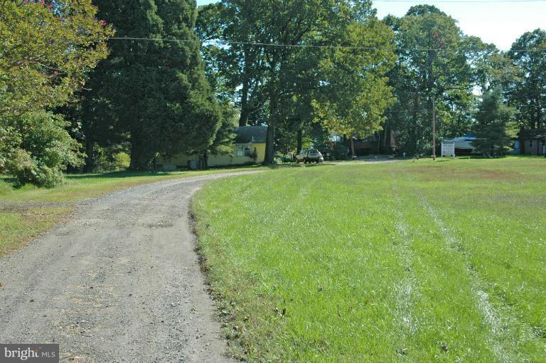 11015 Bowerman Road White Marsh, MD 21162 - Photo 11 of 27 Exterior (General)