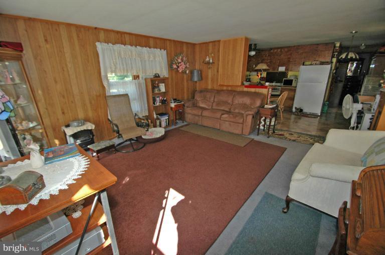 11015 Bowerman Road White Marsh, MD 21162 - Photo 14 of 27 Living Room