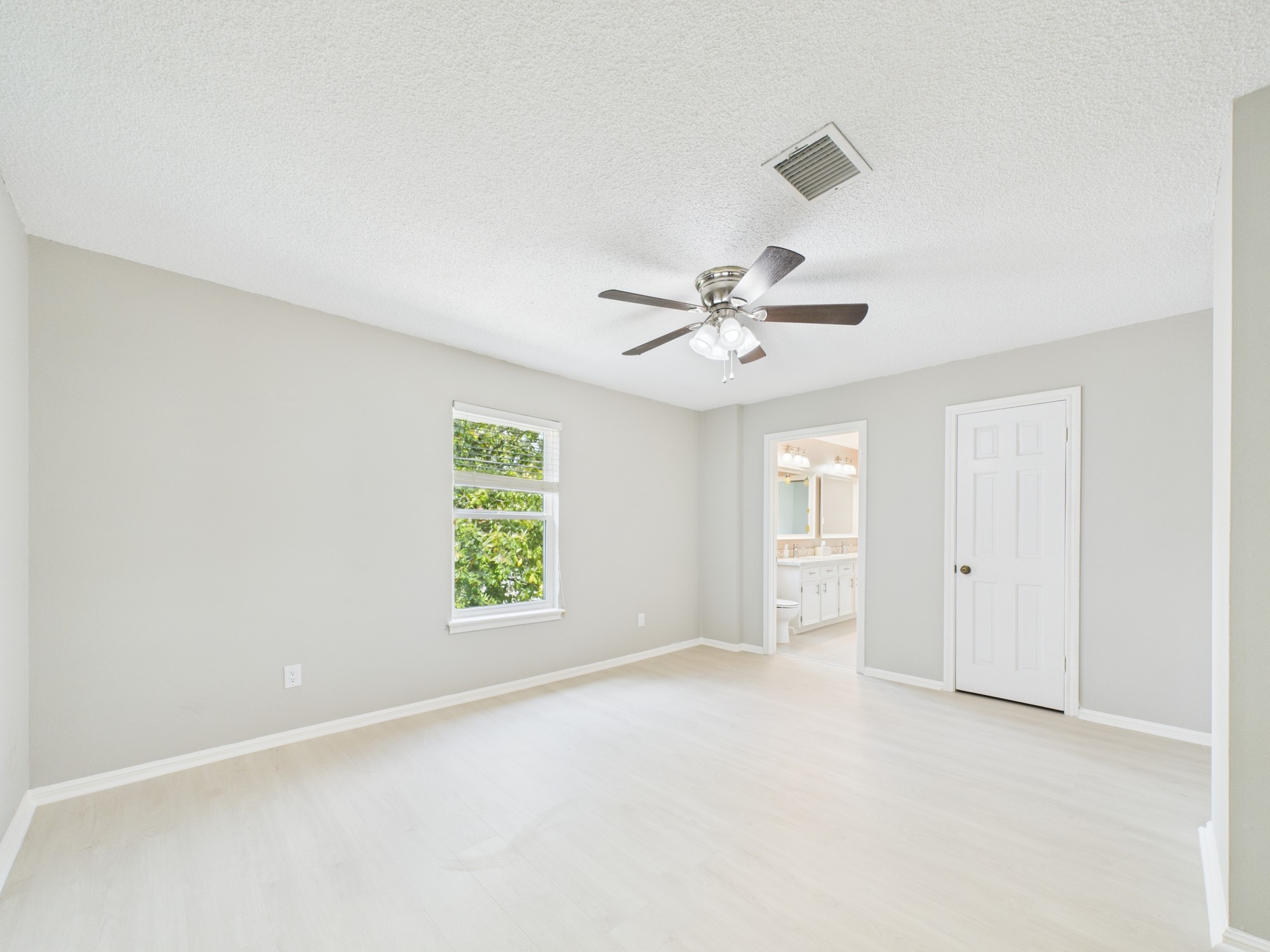 702 Daria Court Houston, TX 77079 - Photo 35 of 44