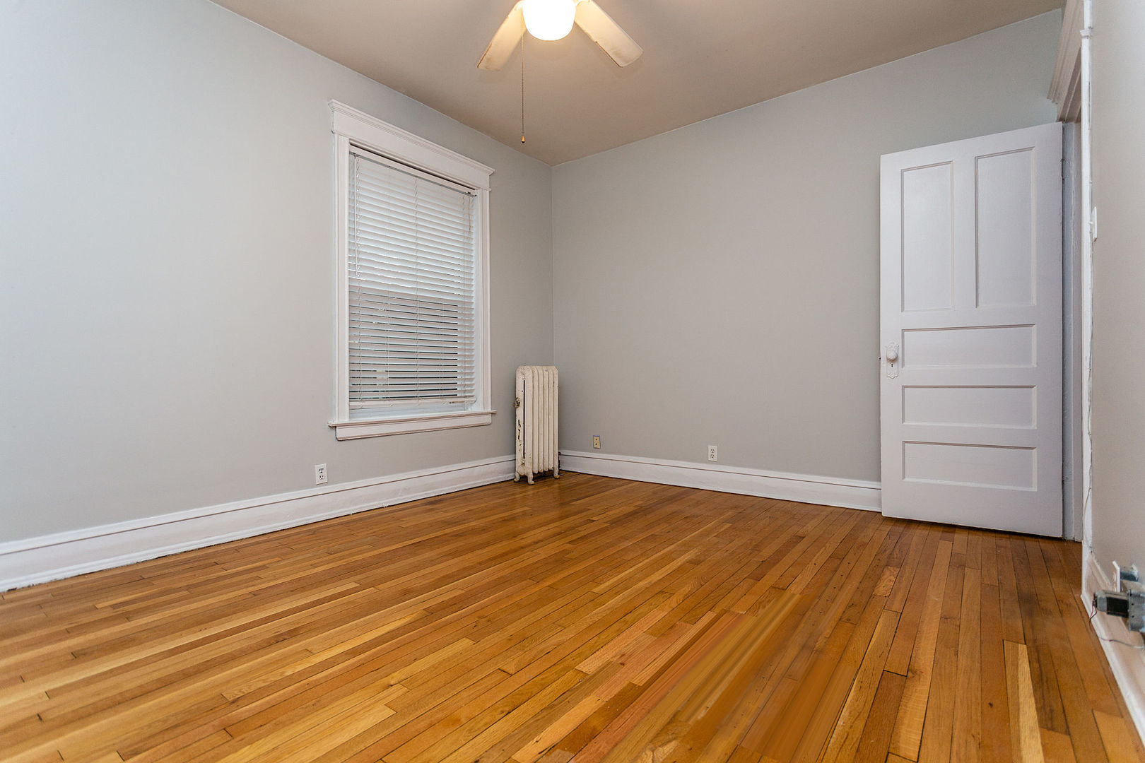 923 West Sheridan Road, Unit 1 Chicago, IL 60613 - Photo 14 of 18