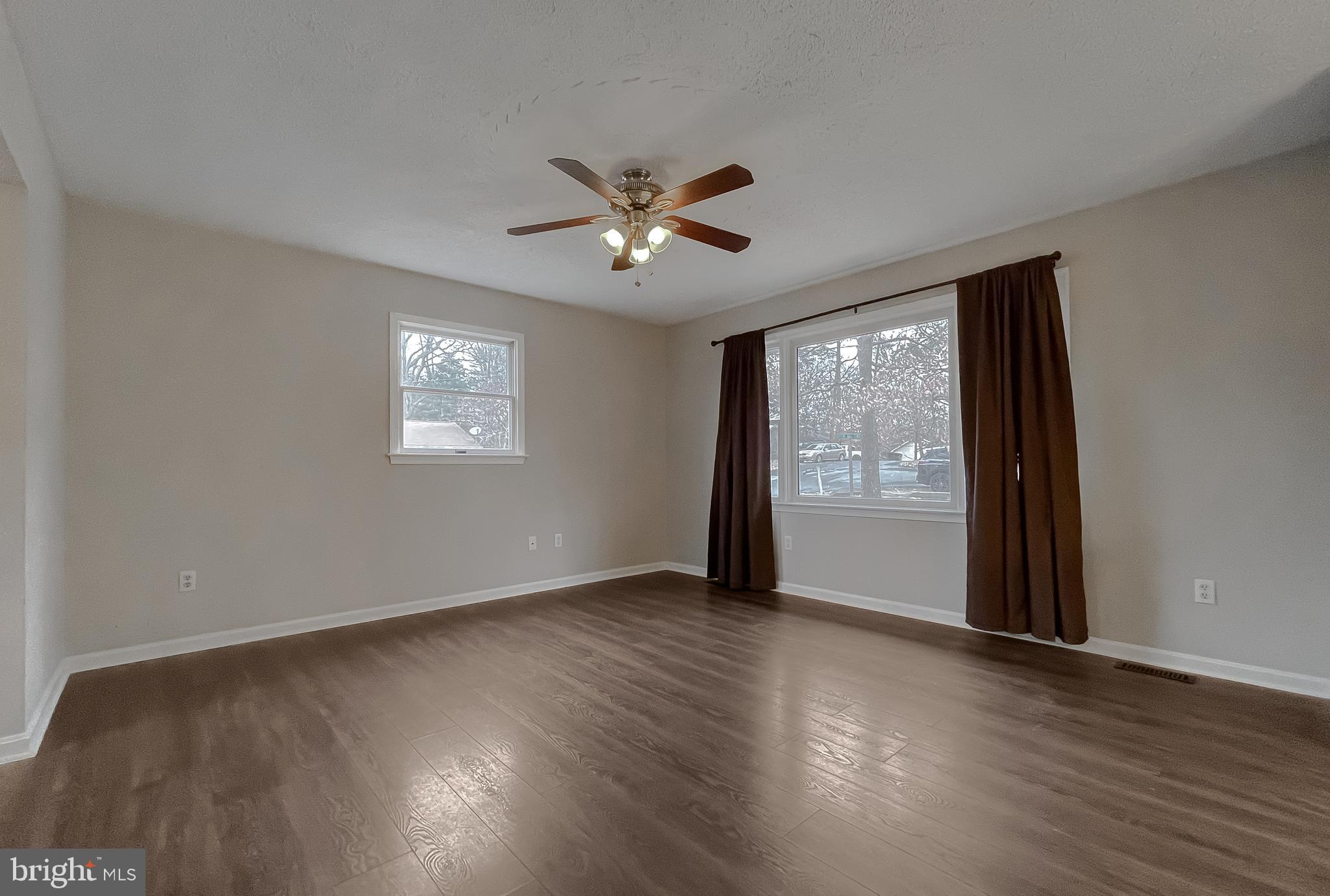 11106 Rawhide Road Lusby, MD 20657 - Photo 5 of 40 Living Room