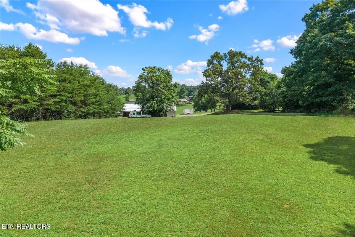 222225 Summit Road Madisonville, TN 37354 - Photo 4 of 46