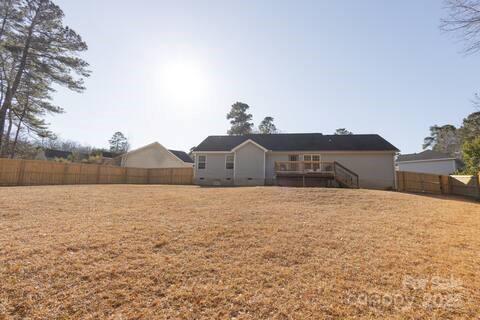 68 Lorry Court North Augusta, SC 29841 - Photo 16 of 16 a bathroom with a sink and a vanity