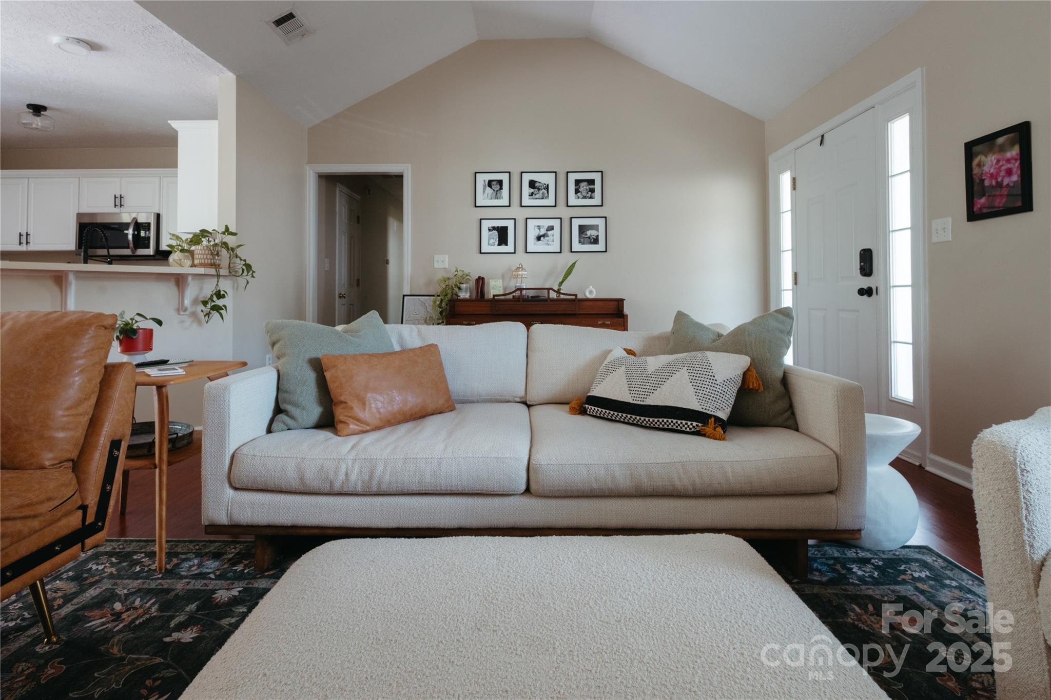 68 Lorry Court North Augusta, SC 29841 - Photo 2 of 16 a living room with furniture and a couch
