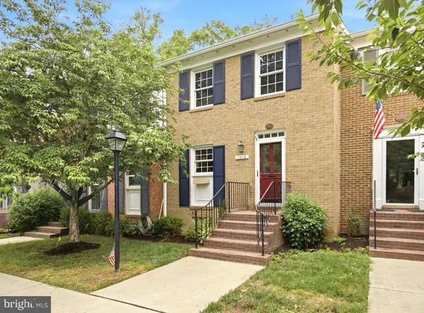 $500,000 | 7674 Tiverton Drive, Springfield, VA 22152
