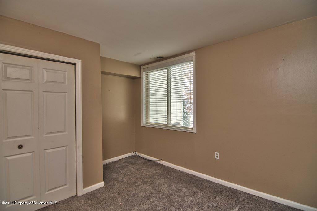 1301 Summit Pointe Scranton, PA 18508 - Photo 27 of 37