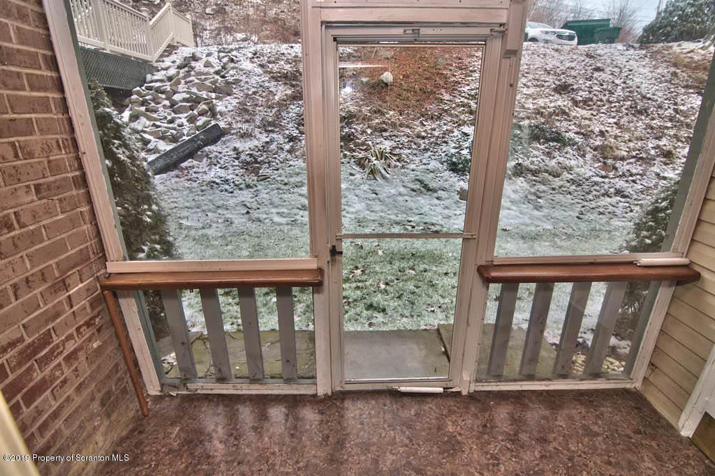 1301 Summit Pointe Scranton, PA 18508 - Photo 32 of 37