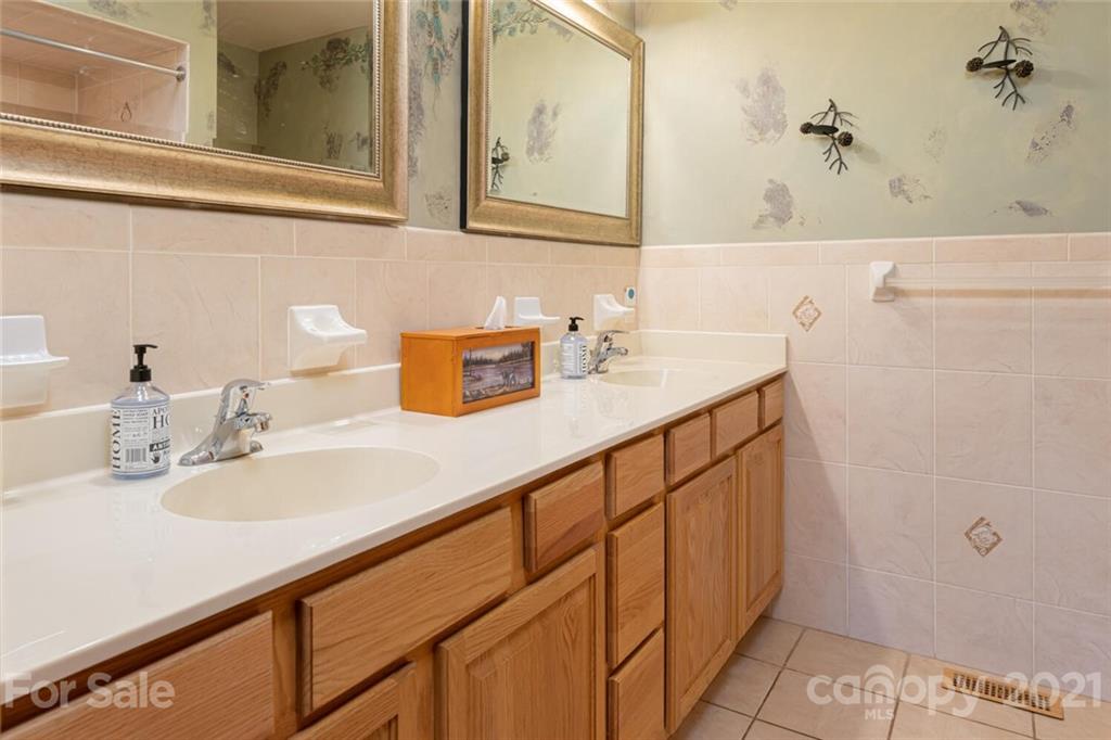 58 Dry Spring Road Candler, NC 28715 - Photo 19 of 37 Gallery Image 19