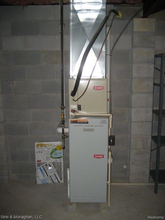 4731 Jeddo Road Fort Gratiot, MI 48059 - Photo 22 of 22 V - Furnace.JPG