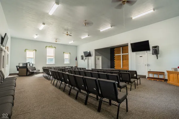 $90,000 | 949 East Luray Road, Springport, IN 47386