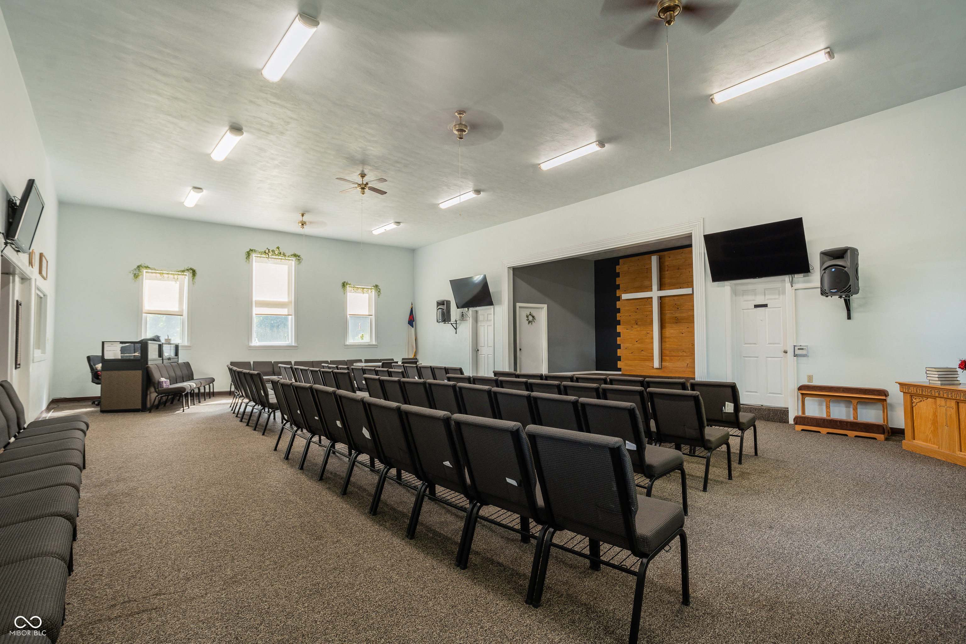 949 East Luray Road Springport, IN 47386 - Photo 11 of 48