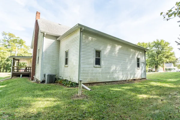 $90,000 | 949 East Luray Road, Springport, IN 47386