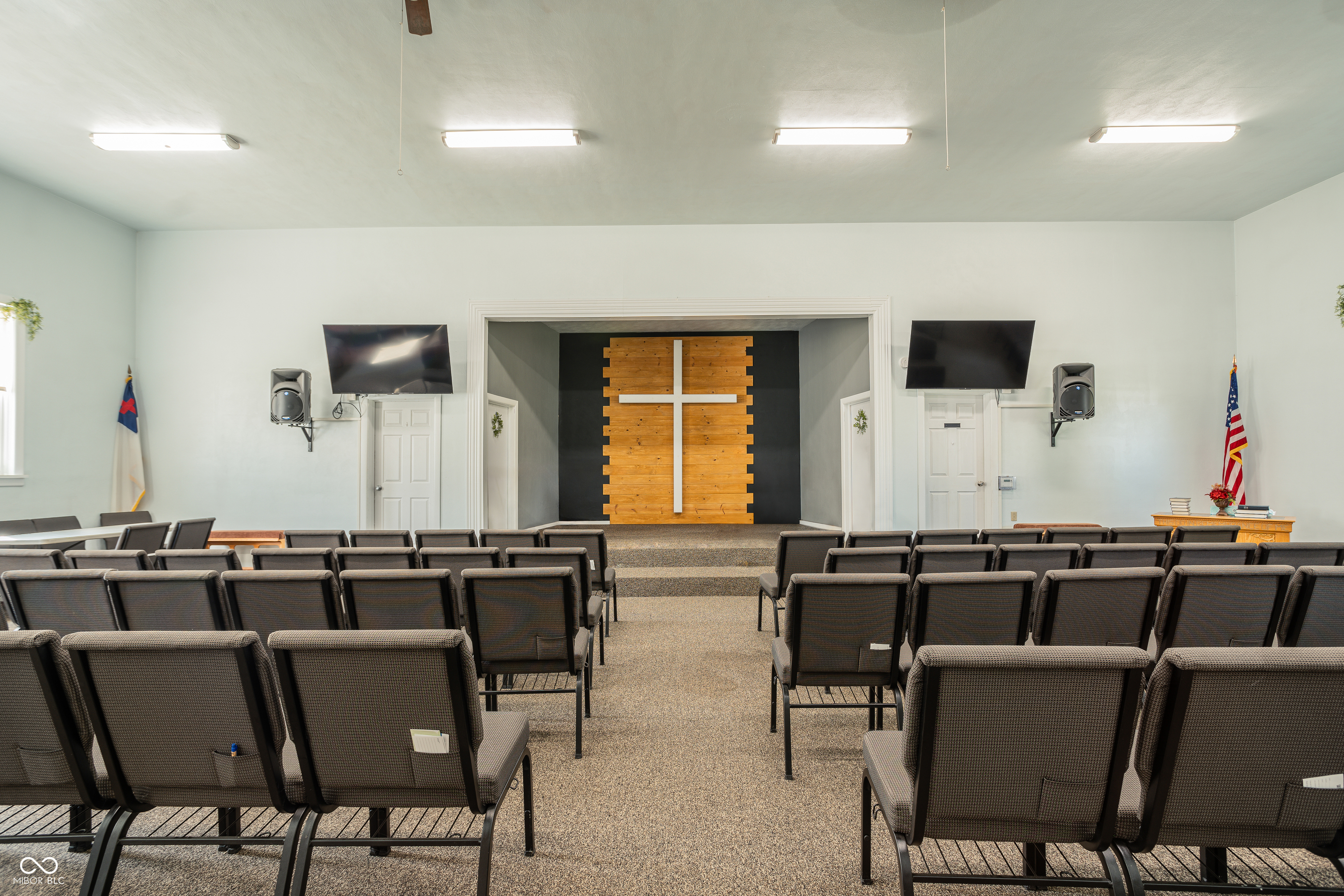 949 East Luray Road Springport, IN 47386 - Photo 8 of 48