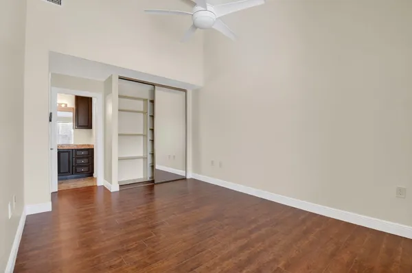 $374,900 | 203 Andover Court, Unit 2C, Boynton Beach, FL 33436