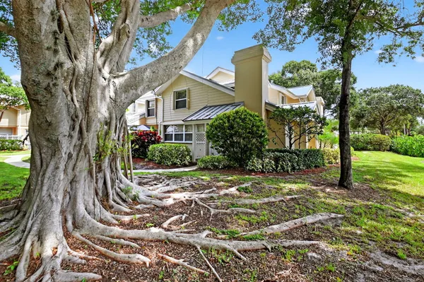 $374,900 | 203 Andover Court, Unit 2C, Boynton Beach, FL 33436