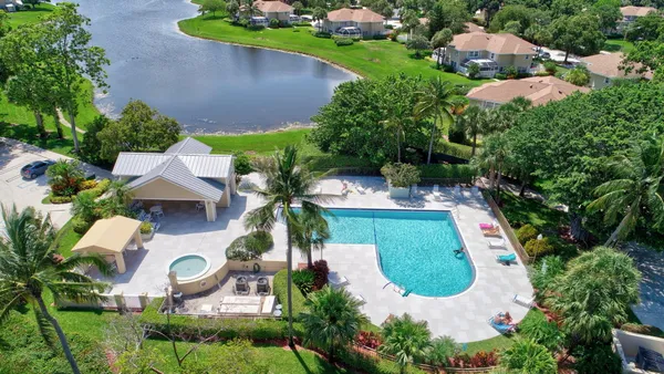 $374,900 | 203 Andover Court, Unit 2C, Boynton Beach, FL 33436