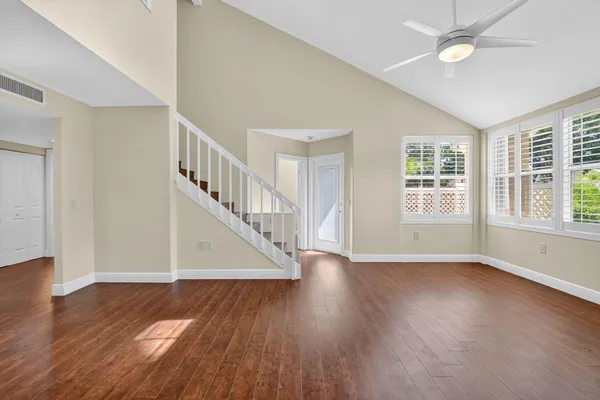 $374,900 | 203 Andover Court, Unit 2C, Boynton Beach, FL 33436