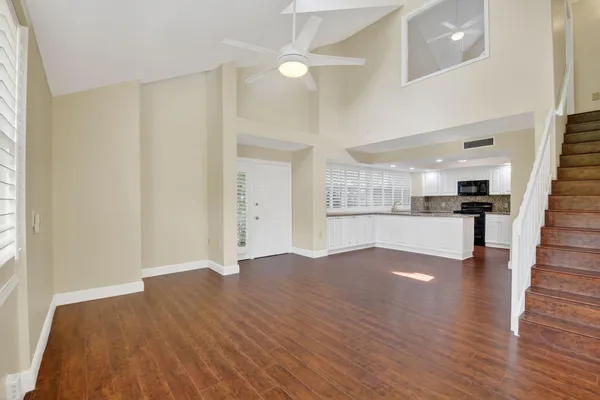 $374,900 | 203 Andover Court, Unit 2C, Boynton Beach, FL 33436