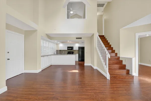 $374,900 | 203 Andover Court, Unit 2C, Boynton Beach, FL 33436