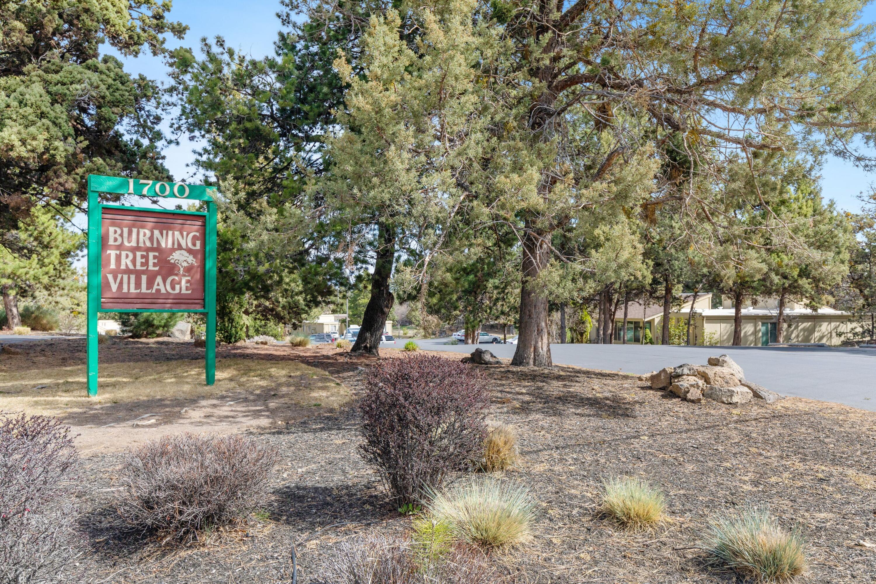 1700 Northeast Wells Acres Road, Unit 4 Bend, OR 97701 - Photo 17 of 17 Entry sign