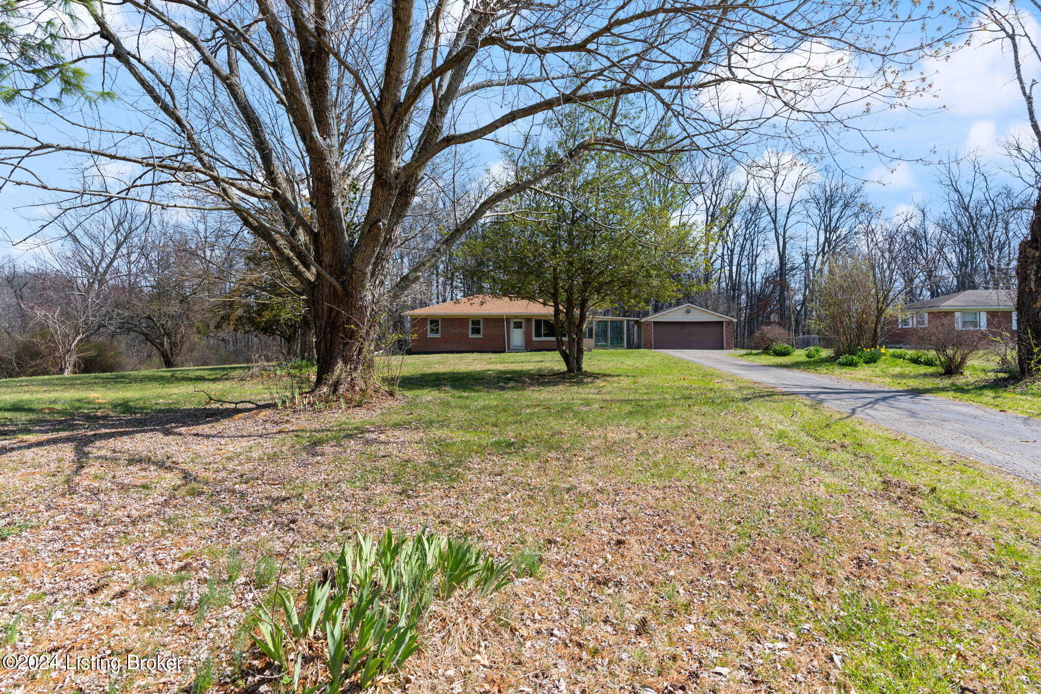 8601 Williams Road Louisville, KY 40299 - Photo 20 of 31 8601 Williams Rd-3