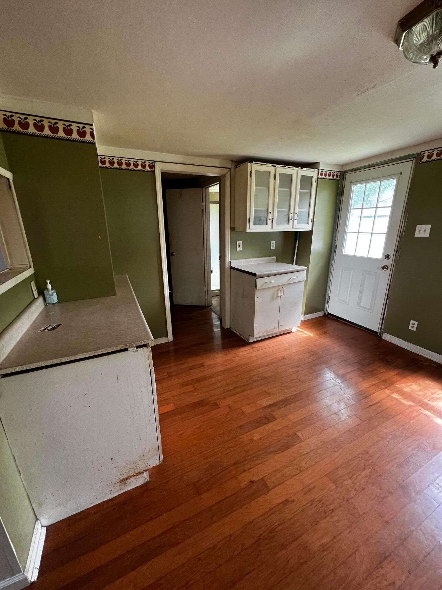 24140 Huber-Hitler Road Circleville, OH 43113 - Photo 7 of 20 Kitchen