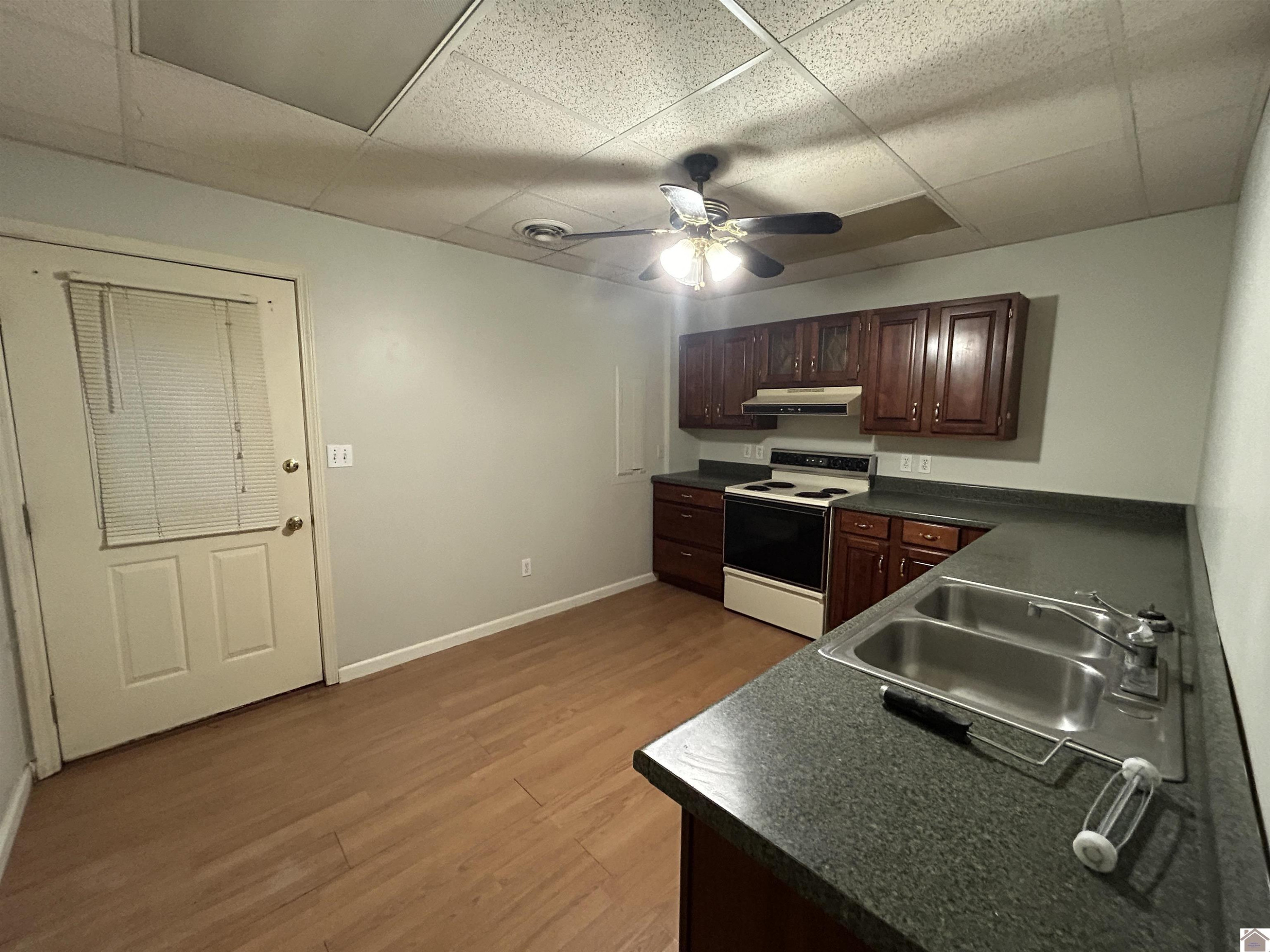 5917 Old Mayfield Road Paducah, KY 42003 - Photo 29 of 35 BASEMENT KITCHEN