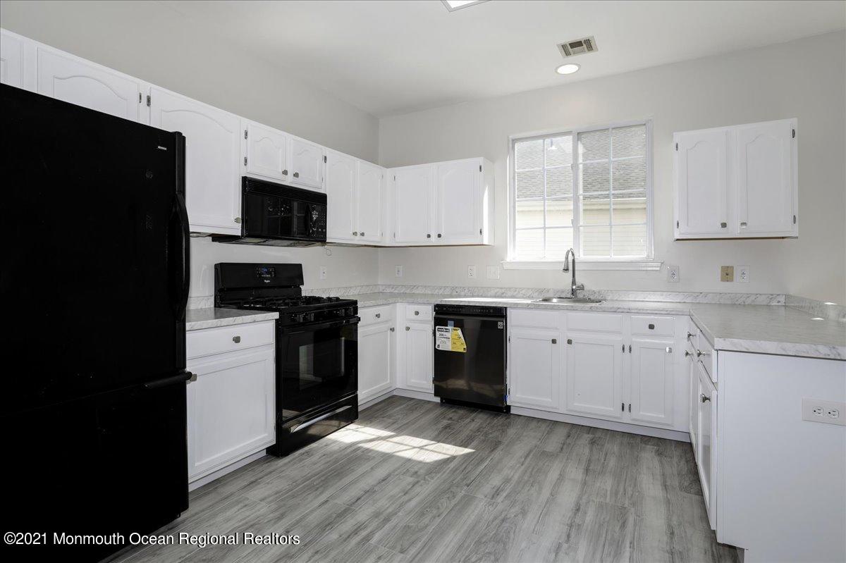 42 Quail Road Barnegat, NJ 08005 - Photo 10 of 23 29-42QuailRd0028
