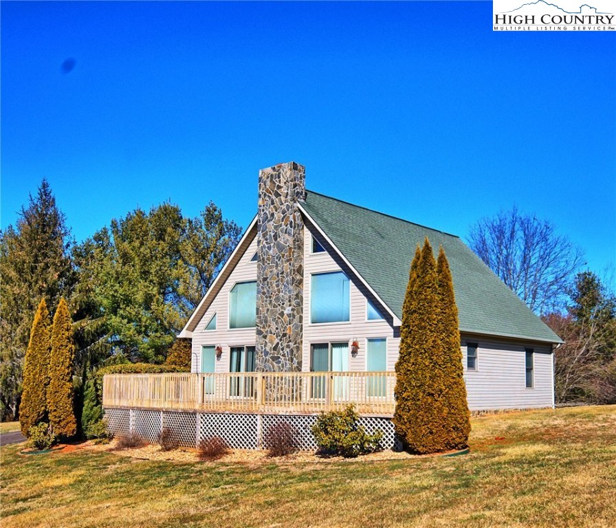 298 Clear View Ridge Crumpler, NC 28617 - Photo 2 of 28 Gallery Image 2