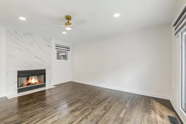 $12,000 | 1308 South Plymouth Court, Chicago, IL 60605