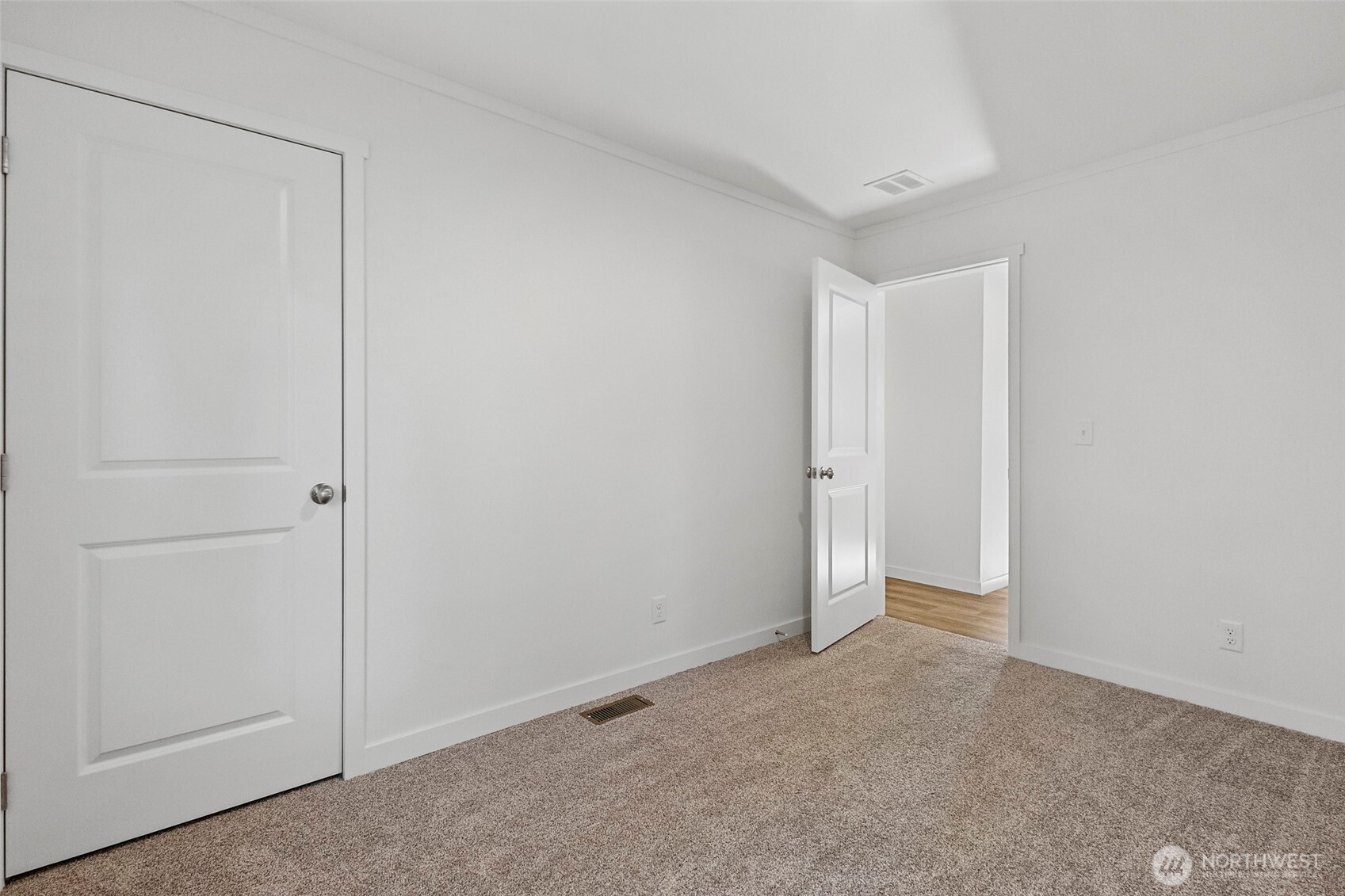 439 Sycamore Road Coupeville, WA 98239 - Photo 15 of 23 Gallery Image 15